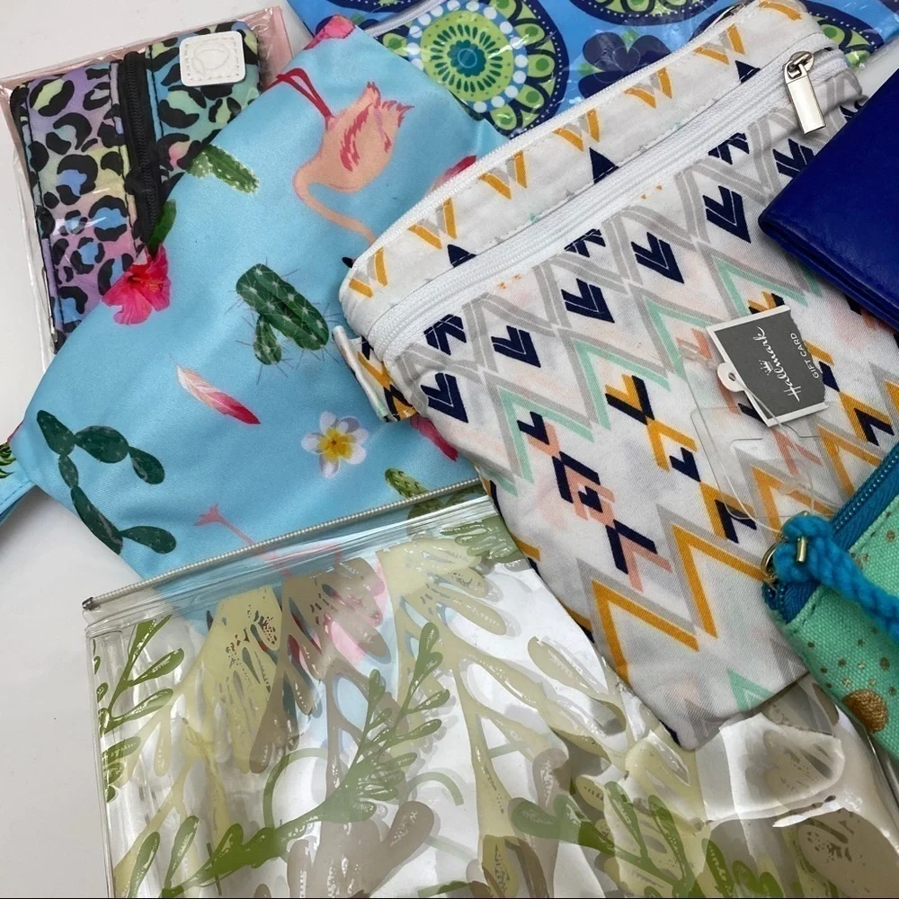 Accessories 7 piece Value Bundle! 🛍️ Cool Blues! Cosmetic Bags and More!